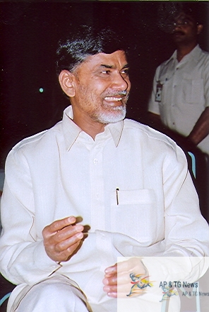 Chandrababu Naidu commented on the AP 3 Capital issue after 48hours- News Updates - BuzzToday