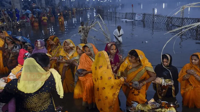 chhath-pooja-2024-delhi-holiday-yamuna-pollution